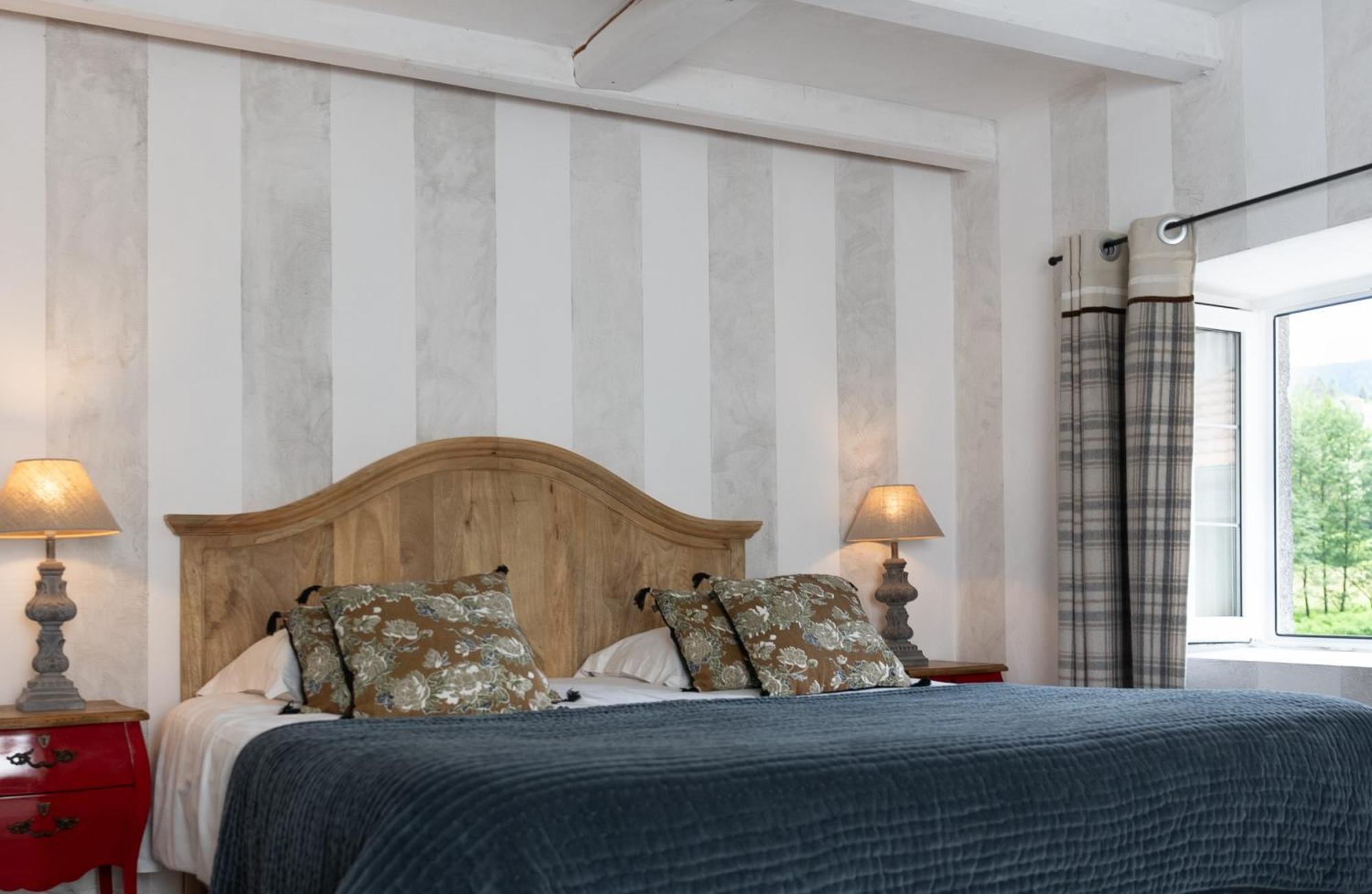 Auberge De La Poulciere Gérardmer Εξωτερικό φωτογραφία